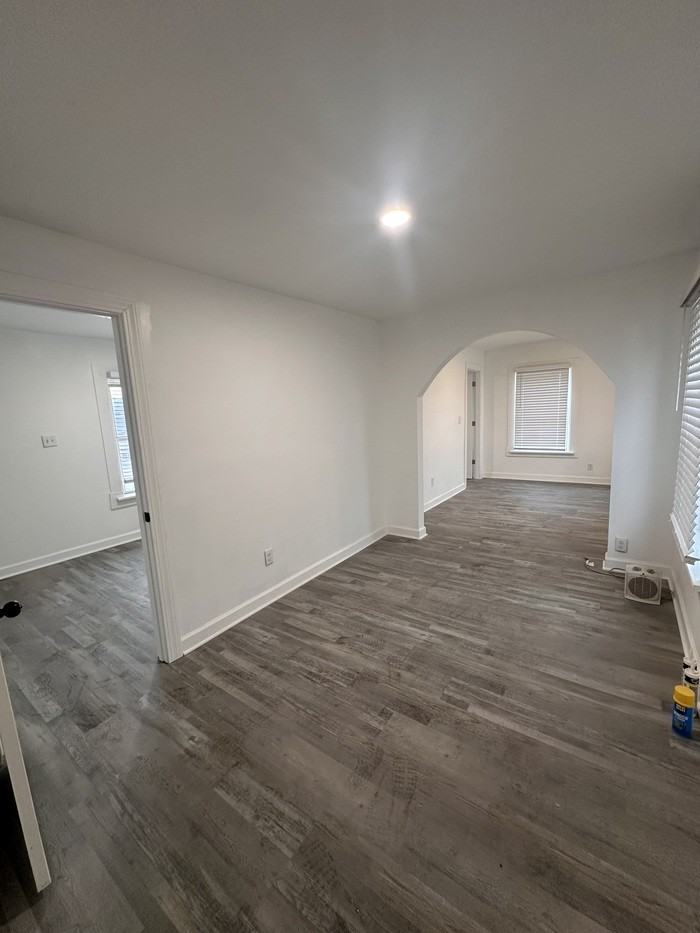 2948 Shelby St #D - Photo 5 of 13