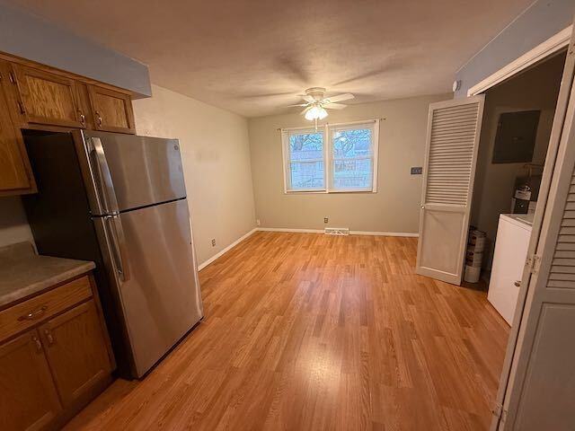 223 N 3rd St #1 - Photo 4 of 9