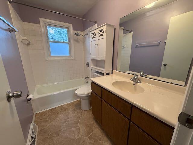 223 N 3rd St #1 - Photo 6 of 9