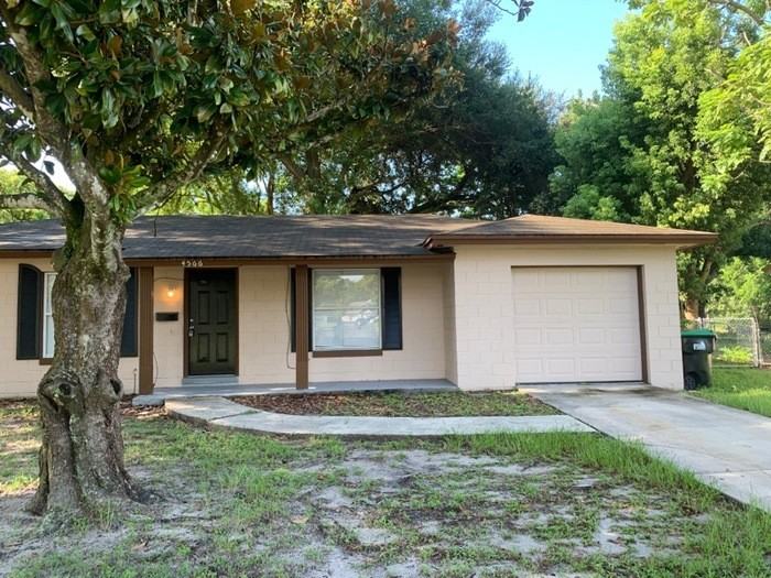 4566 Chateau Rd - Photo 2 of 17