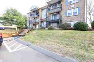 featured image of 610 S Franklin St #B202