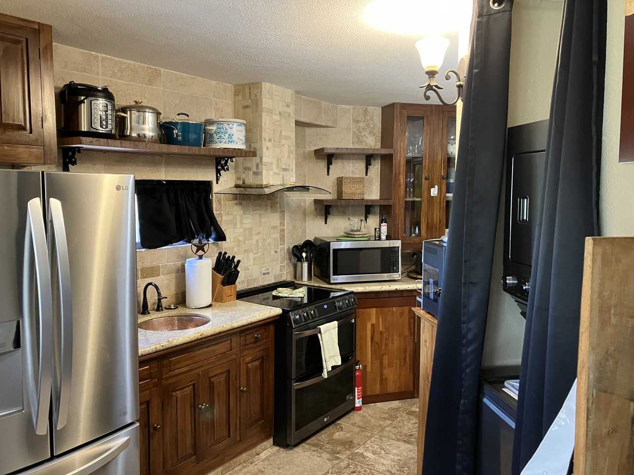 150 Hauoli St #314 - Photo 3 of 50