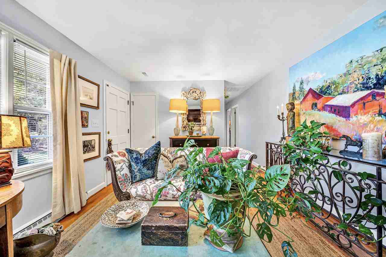 5621 Bridlewood Dr #NA - Photo 6 of 27