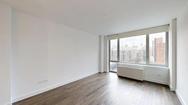 Amsterdam Ave #9H - Photo 2 of 9