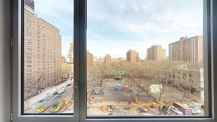 Amsterdam Ave #6F - Photo 4 of 10