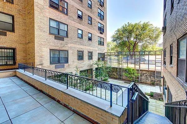 Riverside Dr #1N - Photo 7 of 19