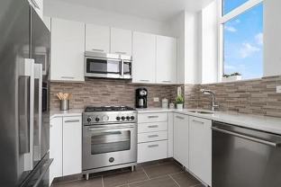 W 93rd St #PHD - Photo 1 of 1