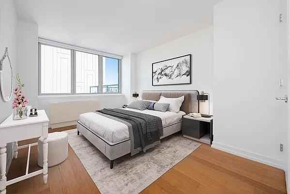 W 93rd St #19B - Photo 3 of 18