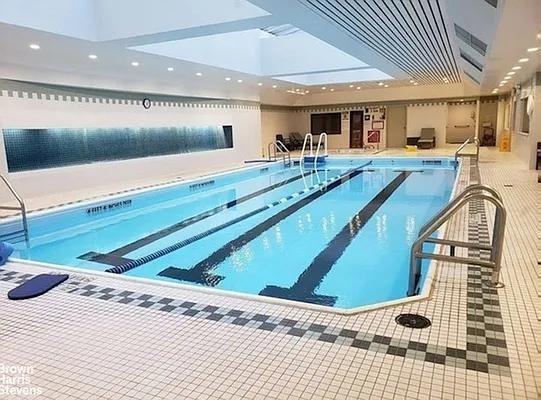 W 83rd St #10A - Photo 7 of 20