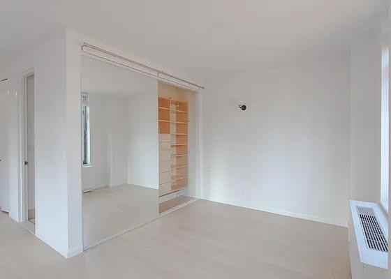 Riverside Dr #8F - Photo 5 of 9