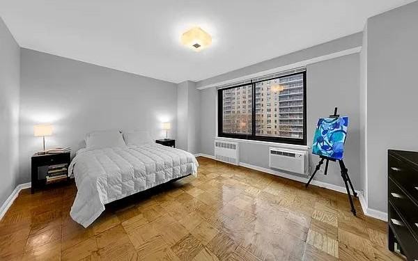 Central Park W #5H - Photo 4 of 20