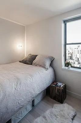 W 73rd St #15F - Photo 4 of 11