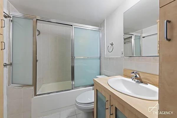 W 73rd St #3E - Photo 5 of 20