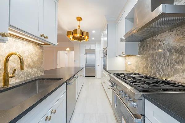 W End Ave #13A - Photo 4 of 17