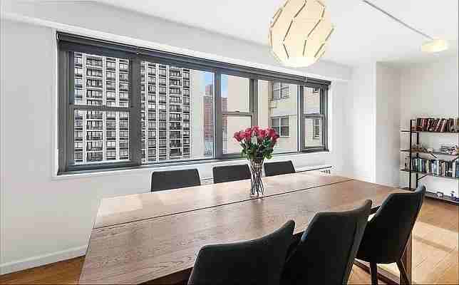 W 93rd St #9K - Photo 2 of 20