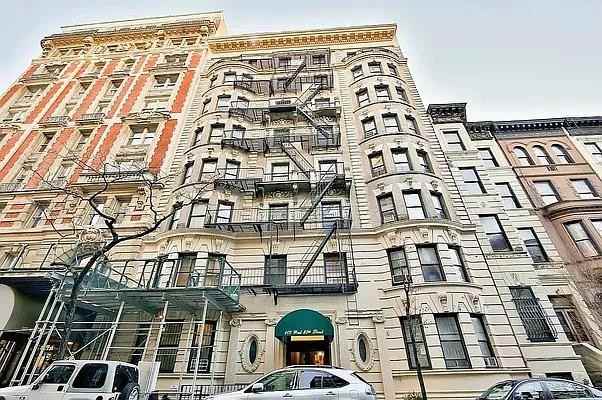 W 80th St #35 - Photo 4 of 8