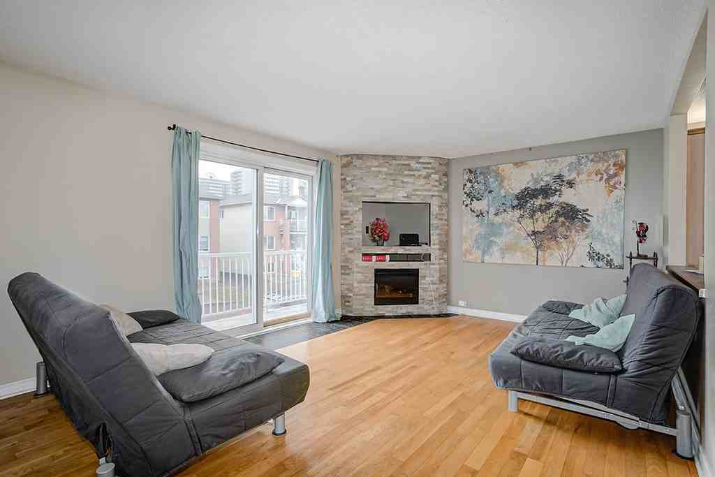 201-A Gladu - Photo 3 of 13