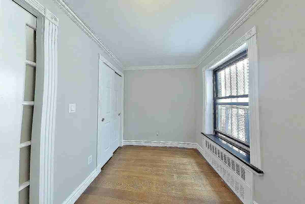345 W 53rd St #3B - Photo 3 of 5