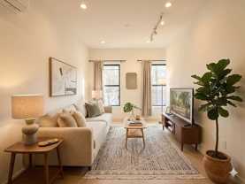 285A Kingsland Ave #2L - Photo 1 of 1