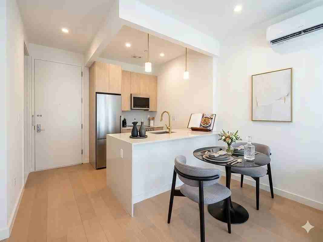 285A Kingsland Ave #2L - Photo 3 of 4