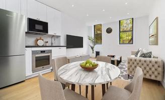 featured image of 207 E 4th St #3A