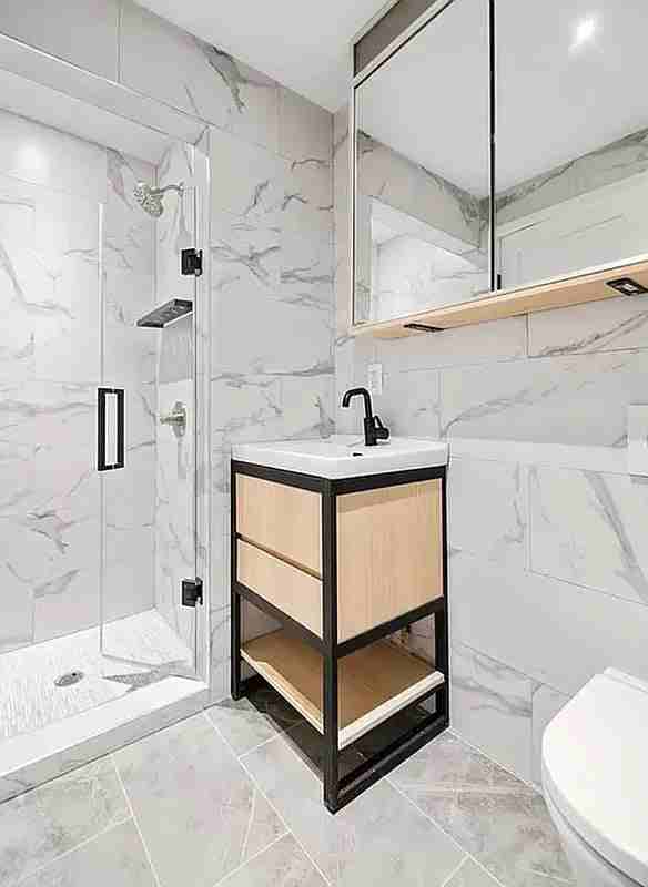 207 E 4th St #3A - Photo 4 of 4