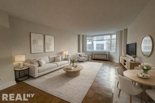 400 E 71st St #6Q - Photo 1 of 1