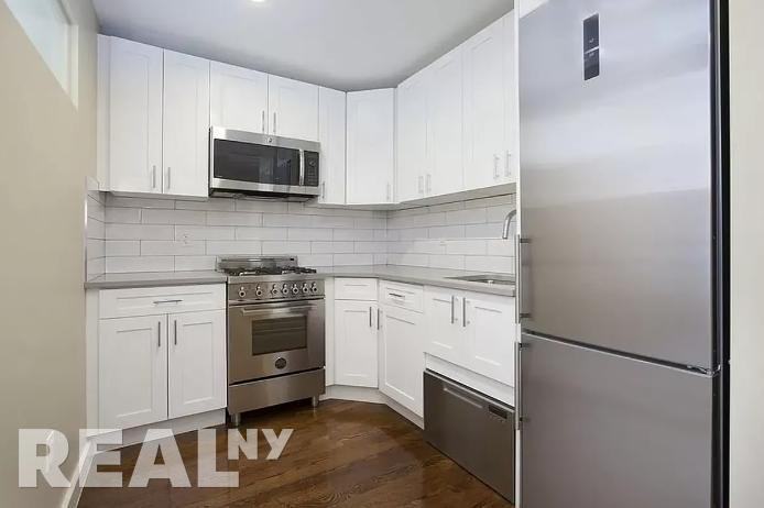 Suffolk St #2B - Photo 4 of 8