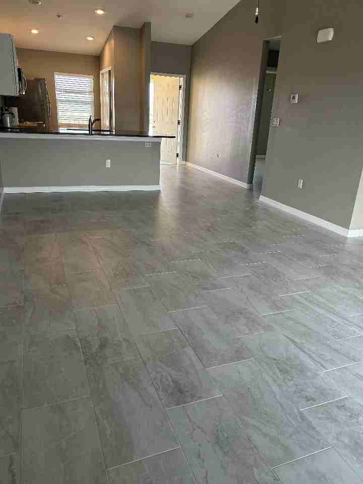 1110 SW 47 TER - Photo 3 of 8