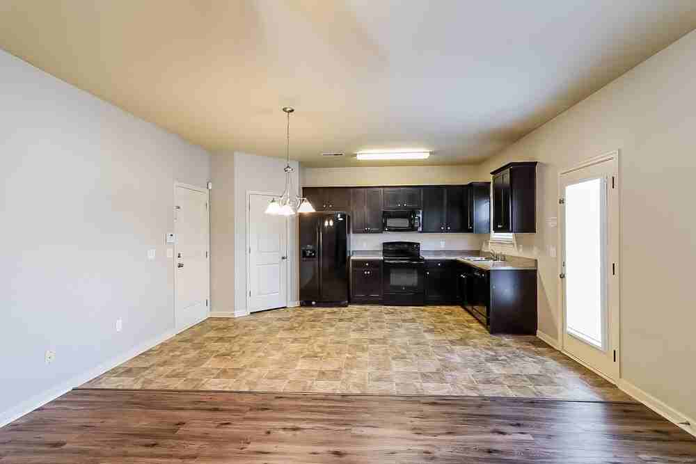 494 Lobdale Falls Dr - Photo 5 of 17