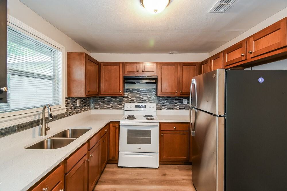 5405 Sharon Ter - Photo 7 of 15