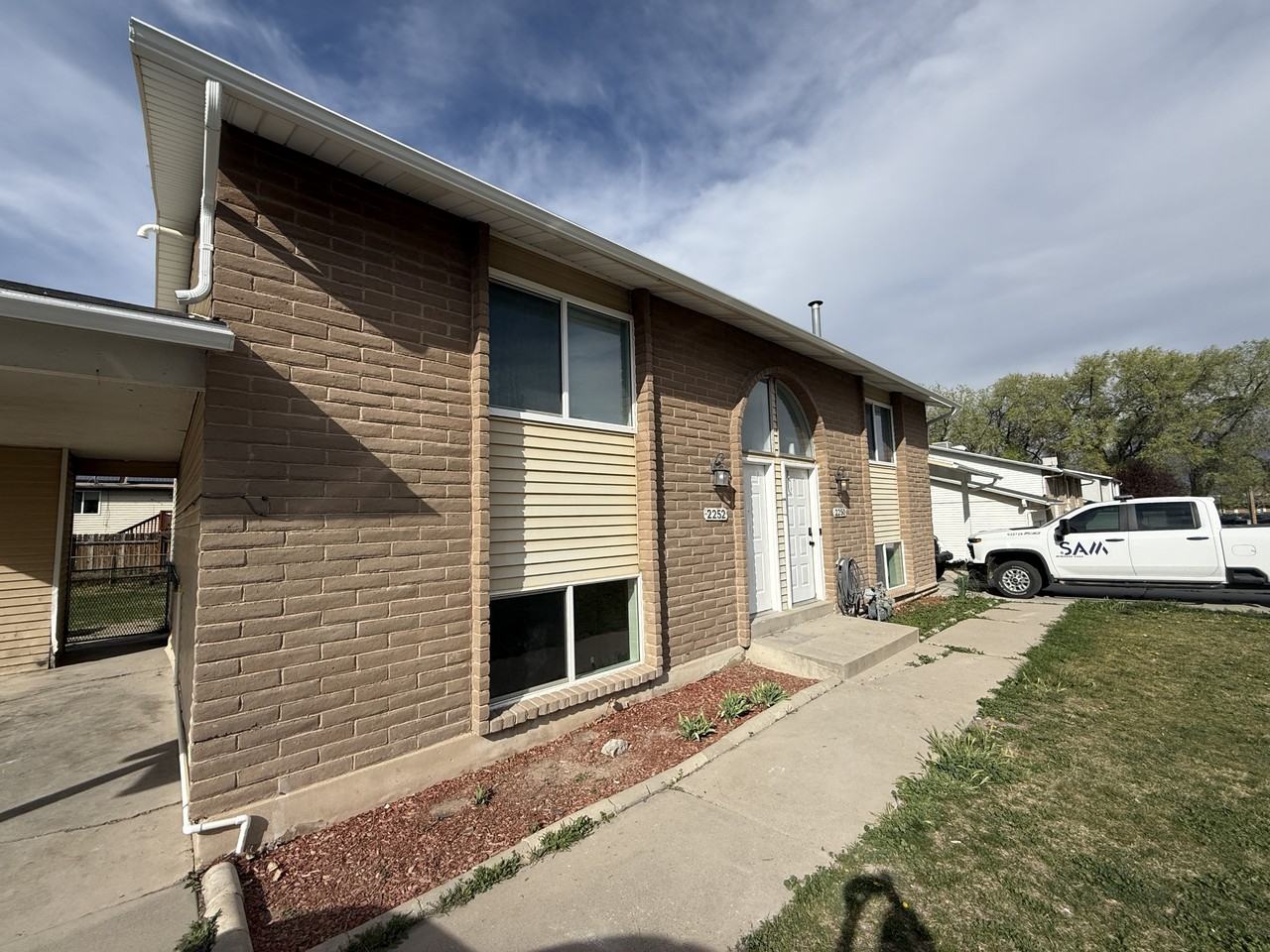 2252 W Bonniebrook Dr #B - Photo 3 of 34