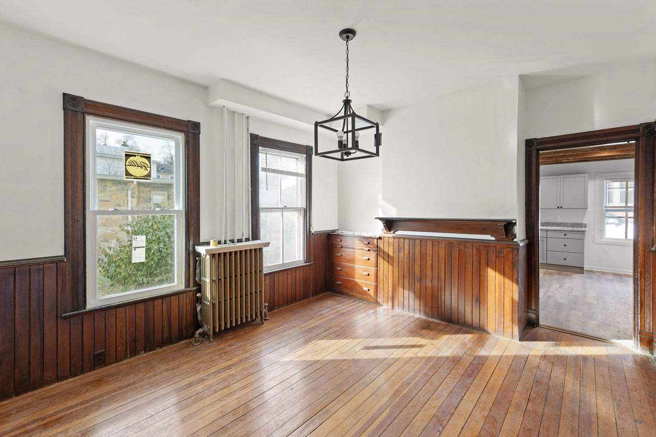 301 S Braddock St - Photo 6 of 20