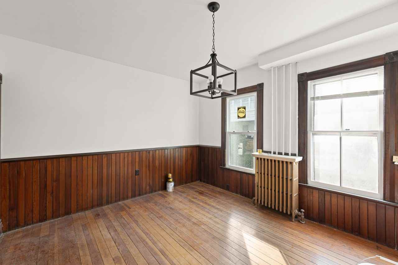 301 S Braddock St - Photo 5 of 20