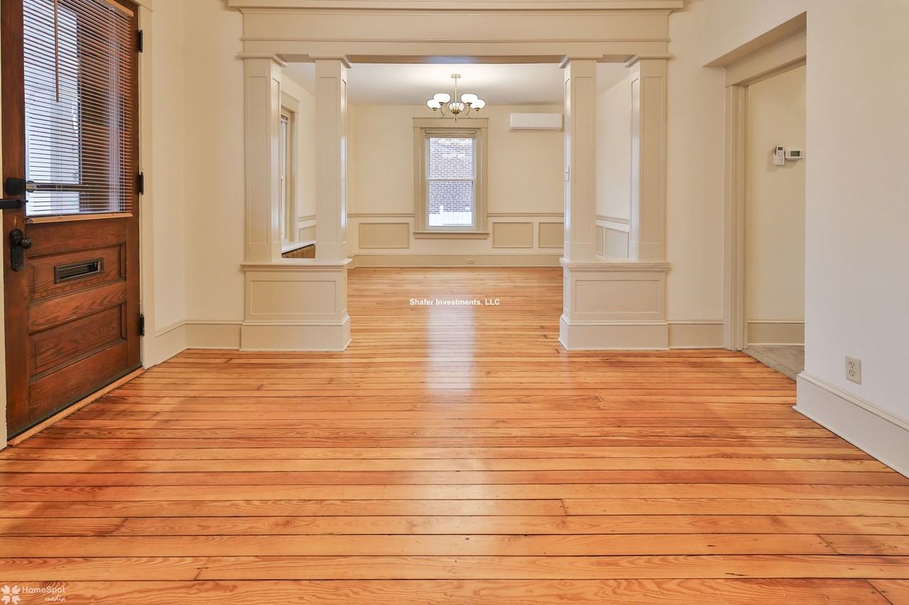 67 W Laurel St - Photo 7 of 50