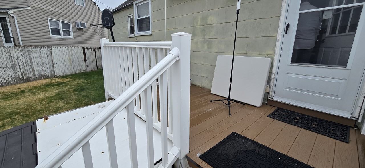 35 Universal Ave #1 - Photo 5 of 26