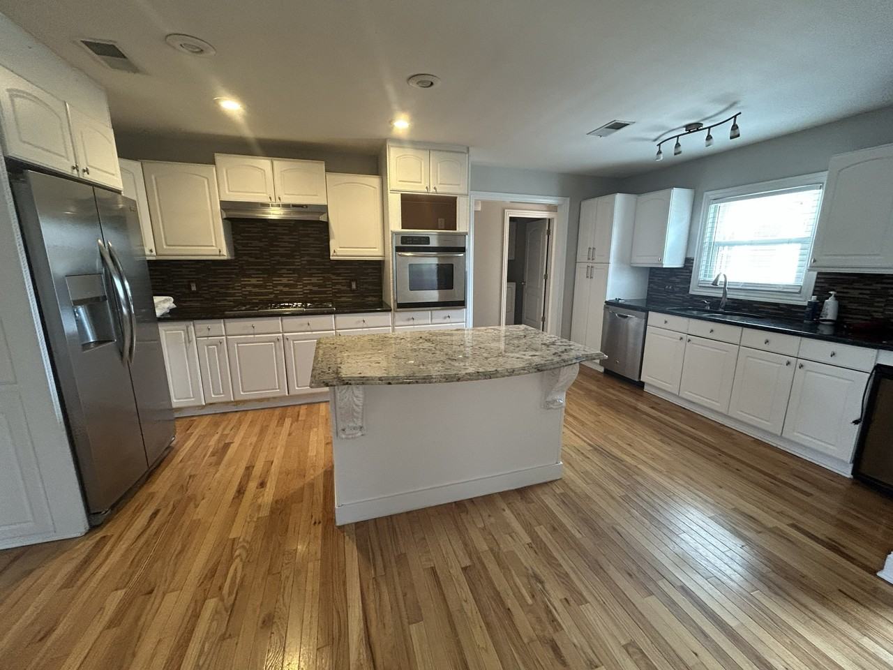 4335 Georgia St #1 - Photo 5 of 18