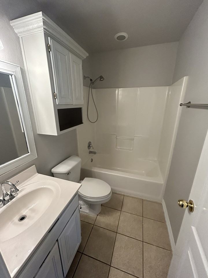 4335 Georgia St #1 - Photo 7 of 18