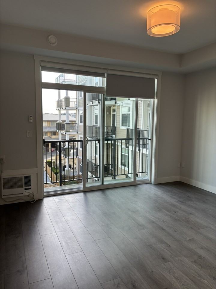 20686 Eastleigh Crescent #306 - Photo 7 of 12