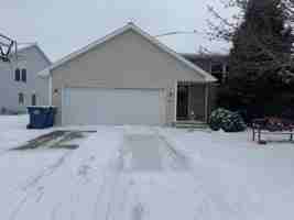 featured image of 20372039 River Point Ct #2039