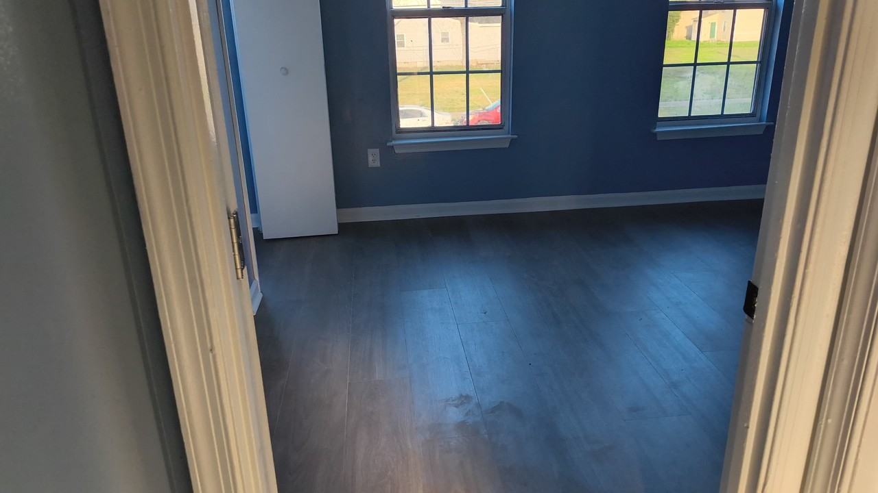 1815 Madison Ave #21 - Photo 4 of 13