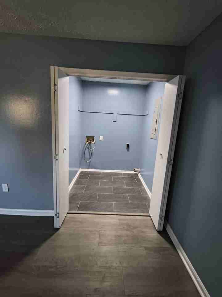 1815 Madison Ave #21 - Photo 6 of 13