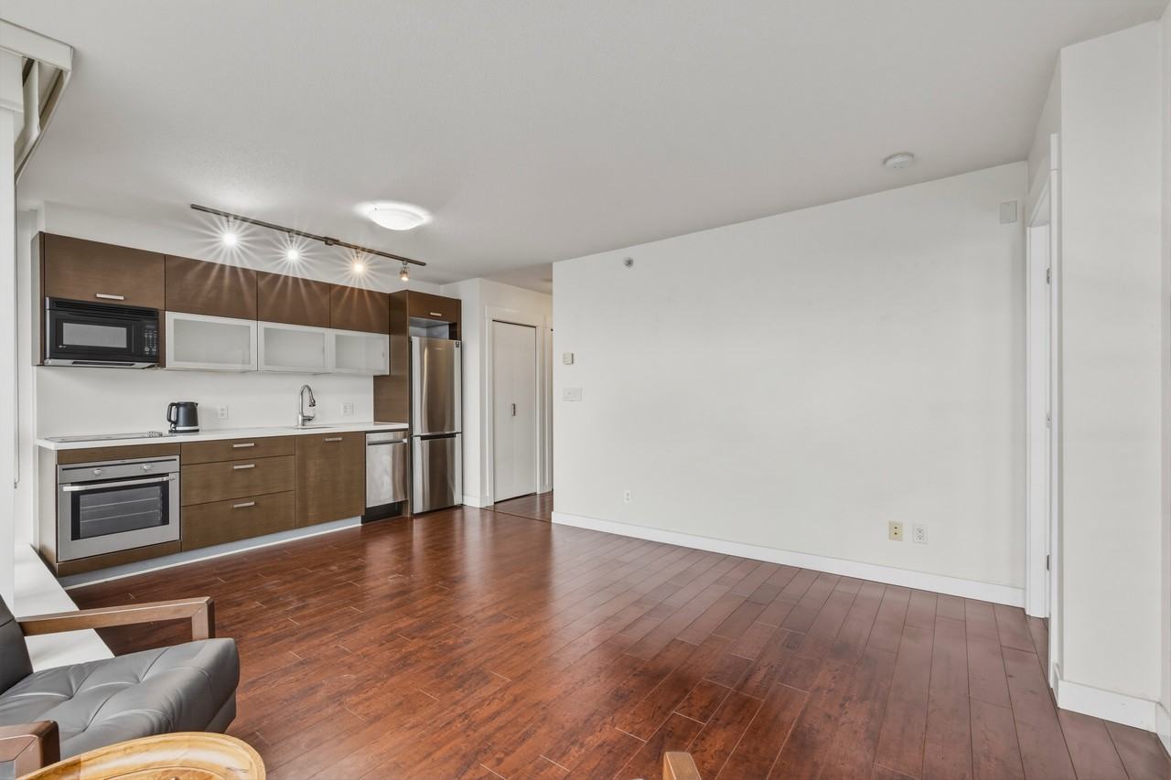 10777 University Drive #1209 - Photo 5 of 15