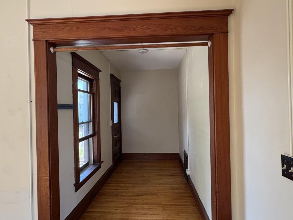 48 Monroe St - Photo 4 of 42