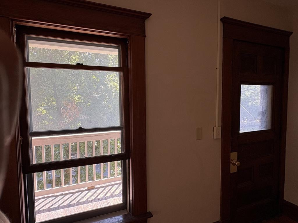 48 Monroe St - Photo 5 of 42