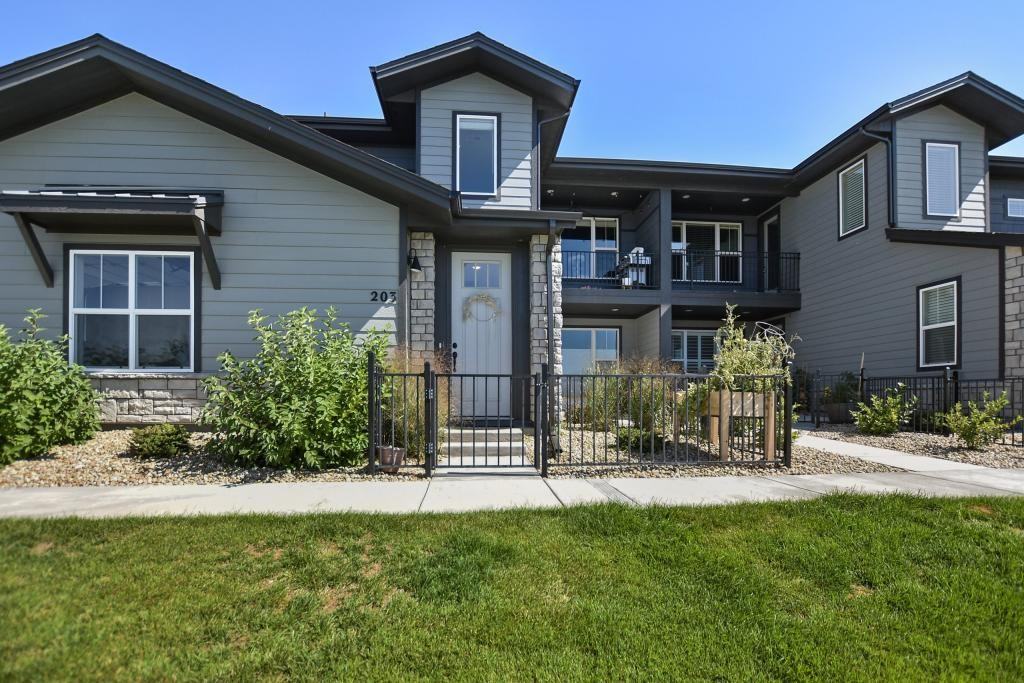 6826 School House Dr - Photo 2 of 34