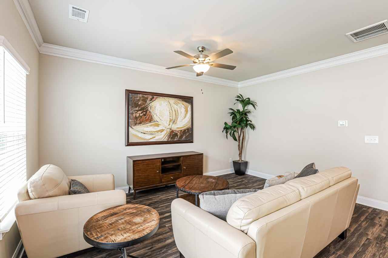 49 Riley Circle - Photo 3 of 45