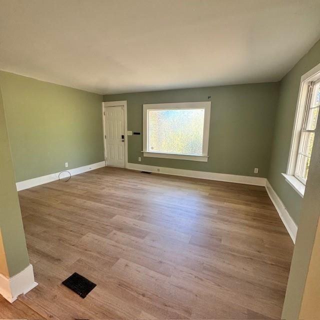 2344 Ripplewater Dr Se - Photo 3 of 18