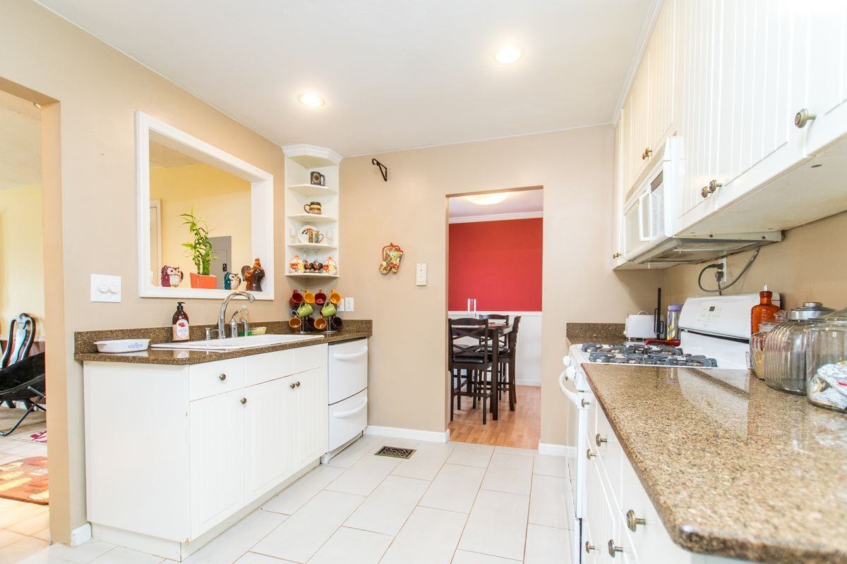 4912 Upland Dr - Photo 7 of 26