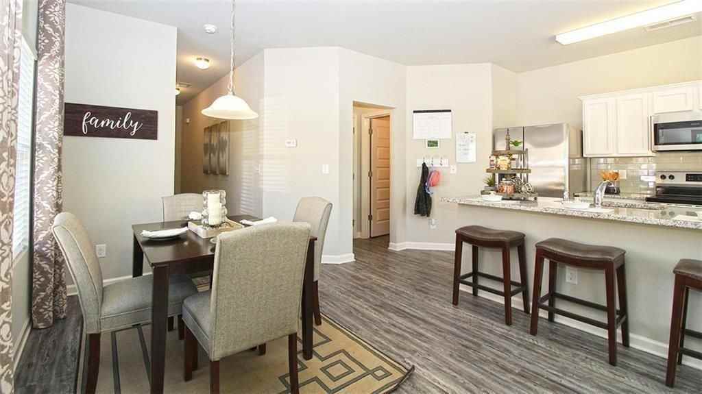 3577 Brycewood Dr - Photo 4 of 15